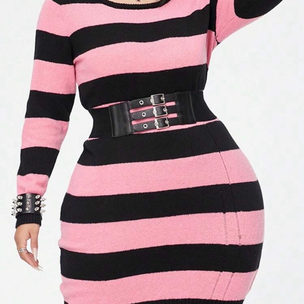 NEW WITH TAGS GOTHIC PINK & BLACK SWEATER DRESS